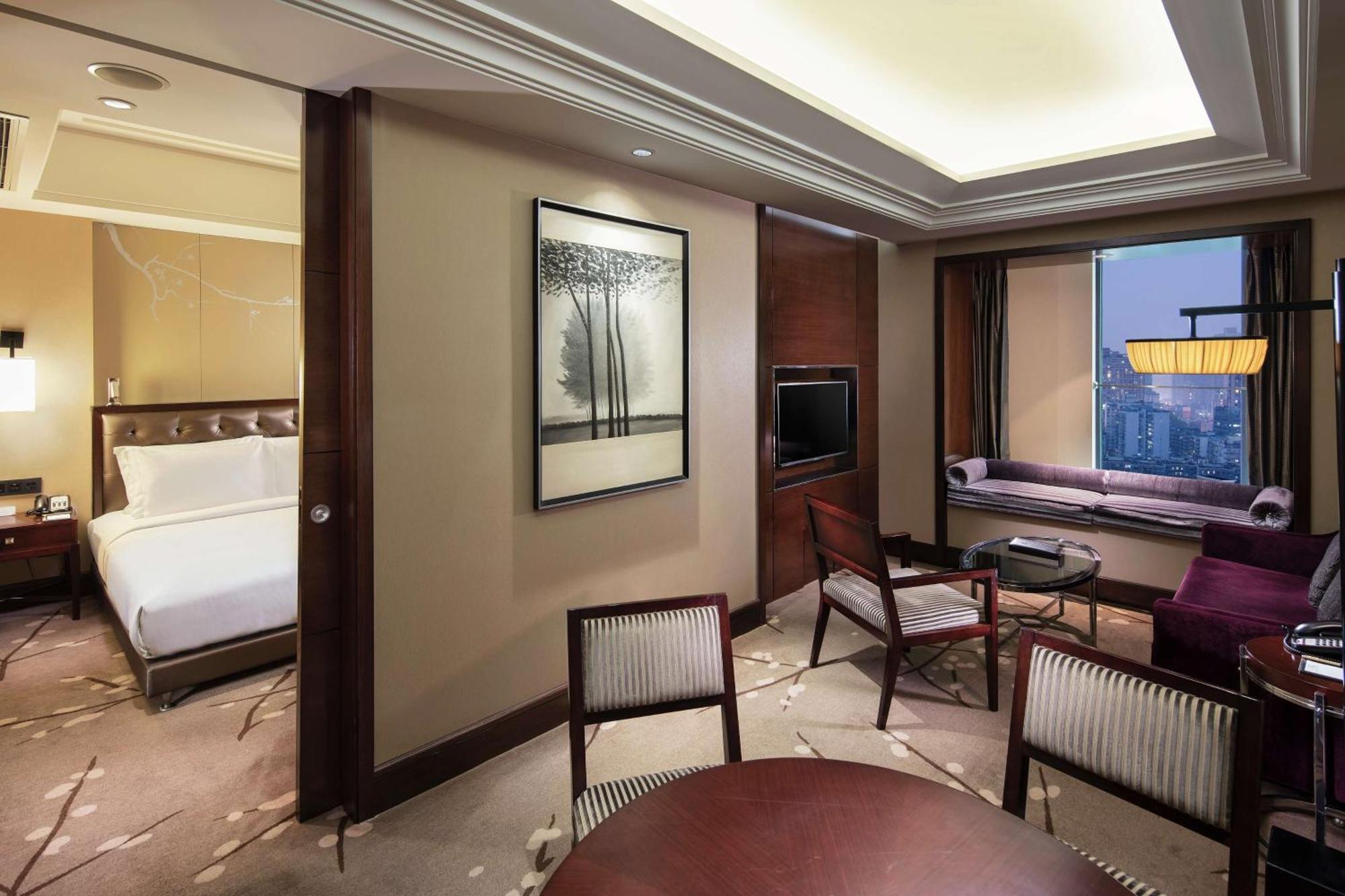 Hotel Doubletree By Hilton Chongqing - Guanyinqiao Railway Station Exterior foto