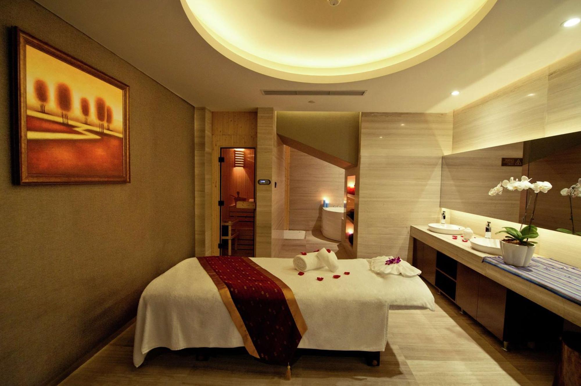 Hotel Doubletree By Hilton Chongqing - Guanyinqiao Railway Station Exterior foto