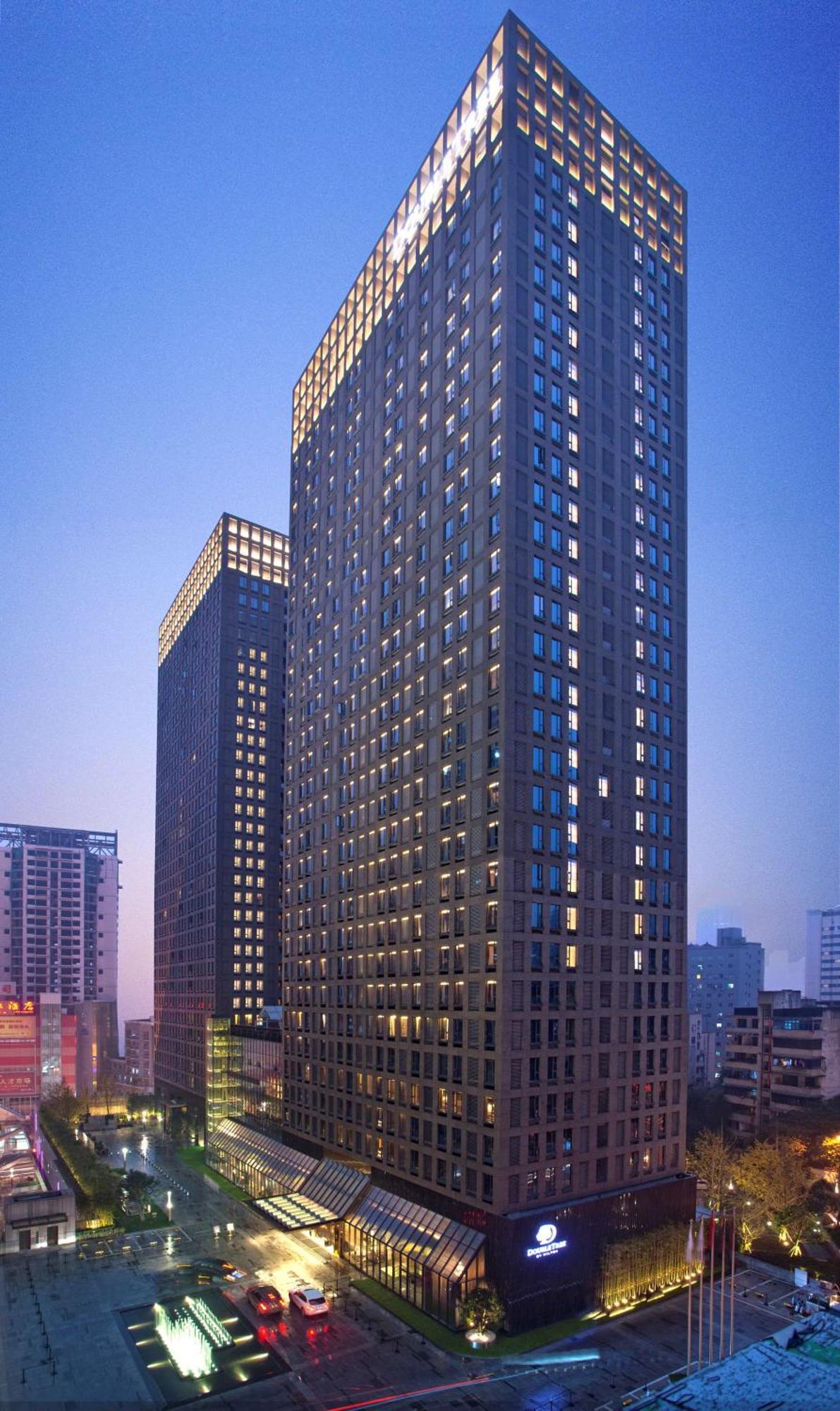 Hotel Doubletree By Hilton Chongqing - Guanyinqiao Railway Station Exterior foto